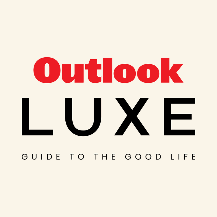 Outlook Luxe logo